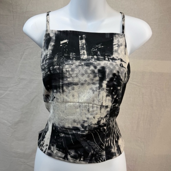 silence + noise Tops - Silence + Noise by Anthropologie Black and White Graphic Fitted Camisole Size S